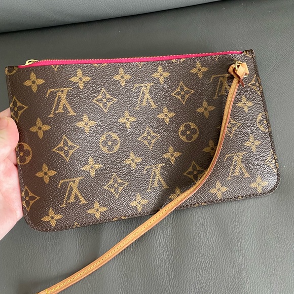 ❌SOLD❌LOUIS VUITTON POCHETTE MM - Picture 2 of 11